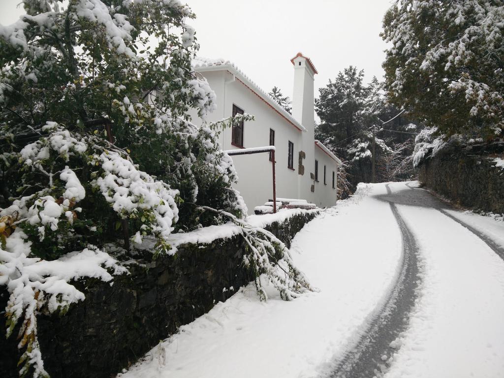 만테이가스 Casa Cerro Da Correia 게스트하우스 외부 사진